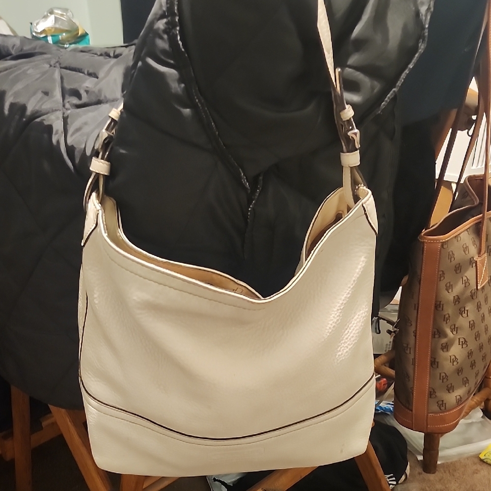 Coach White Leather Shoulder Bag
